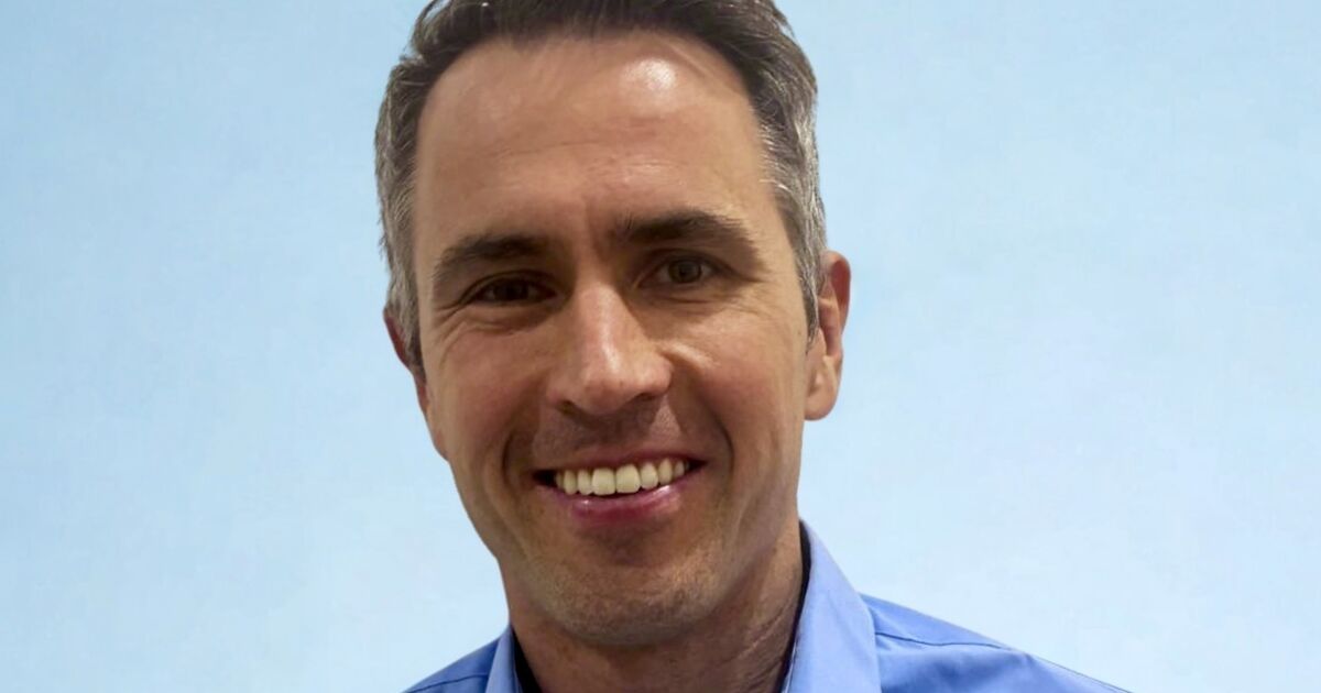 RTÉ pulls Kieran Cuddihy from Late Late Show as he is still under Newstalk contract 