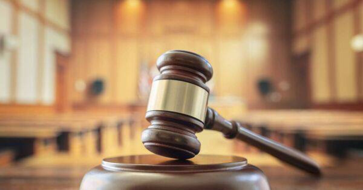 Man with bottle 'said he wouldn’t stab female', Cork court hears