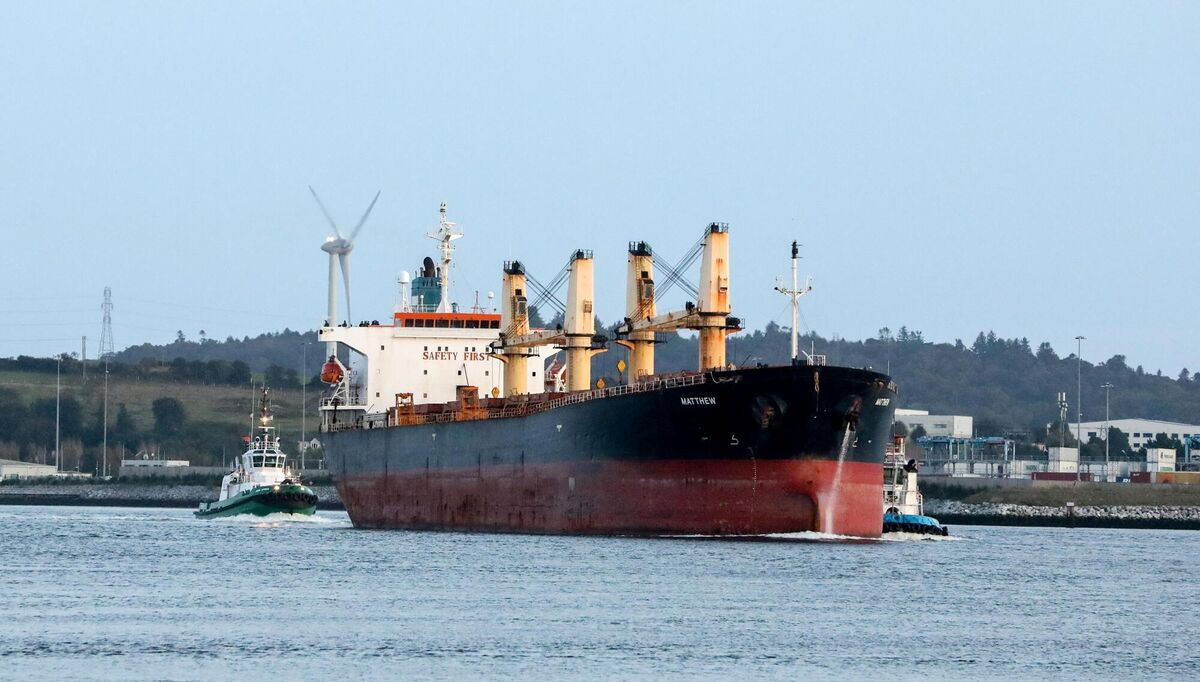 Bulk carrier MV Matthew arriving at Marino Point, Cork. Picture: David Creedon
