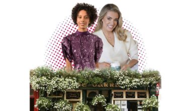 DeBarra's Palestine fundraiser, Sisters sequins