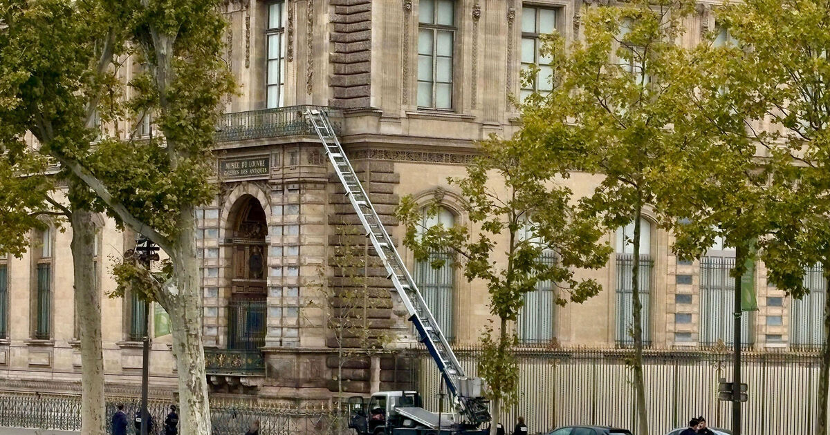 Louvre thieves didn't just steal some rocks, they stole France's national pride