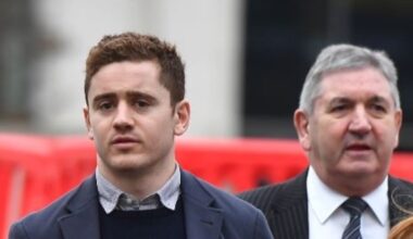 Paddy Jackson’s father ‘crushed’ by false claim he tried to pay off rape trial complainant, court hears – The Irish Times