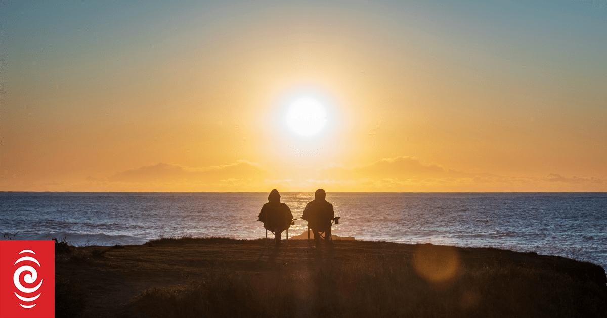 How does an age gap relationship affect finances?