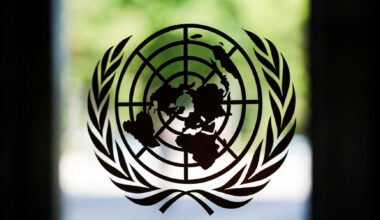UN shipping agency delays decision on carbon price under US pressure