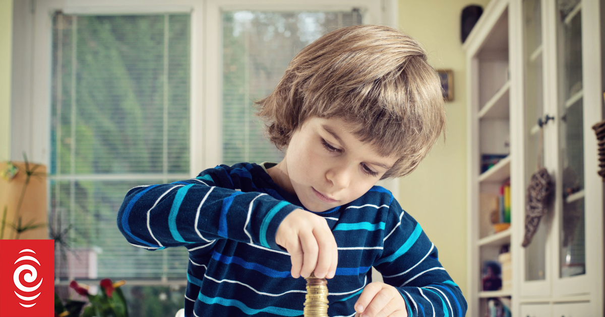 How to make your kids better with money