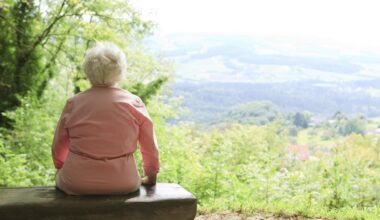 How Much the Average Upper-Class Retiree Spends Monthly at Age 83