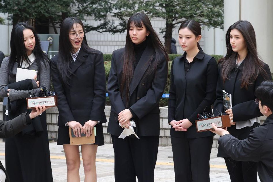 Court rules NewJeans must stay with Ador until 2029