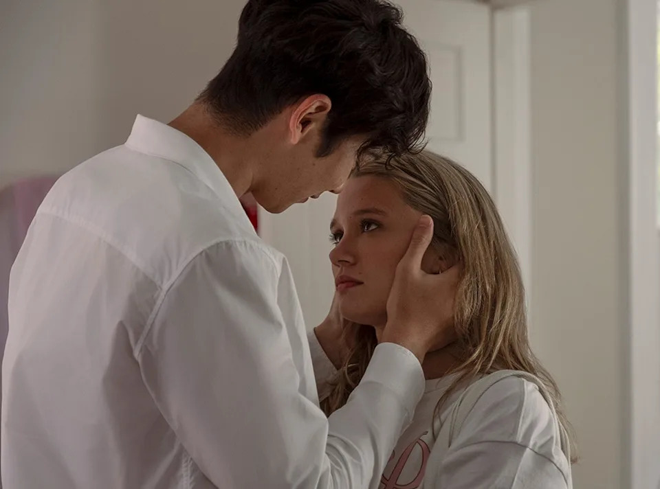 <p>Steven and Taylor&rsquo;s Romance</p>