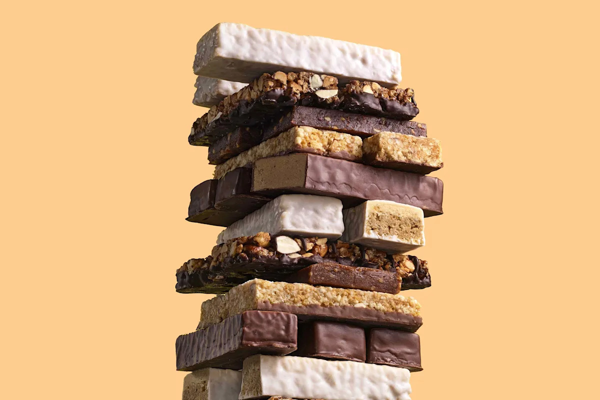 The 5 Healthiest Protein Bars You Can Find at the Supermarket, According to Registered Dietitians