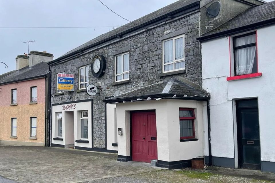 Mahon's Bar Ballymoe