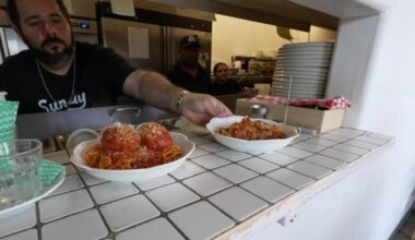 California restaurant owner says tariffs, inflation leave him "barely breaking even"