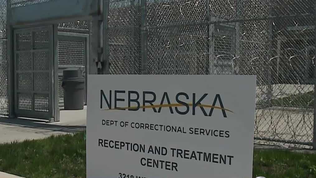 State watchdog raises concerns on mental health in Nebraska prisons