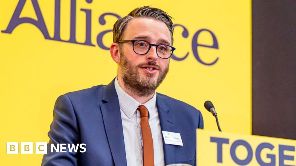 Minister's trip to Israel branded a 'propaganda mission'