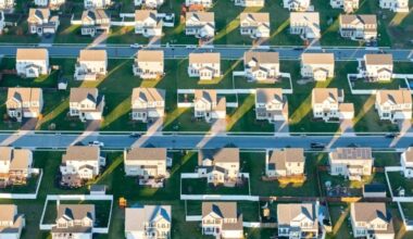 Here’s How Much You Need To Buy a $425,000 Home at a 6.19% Rate