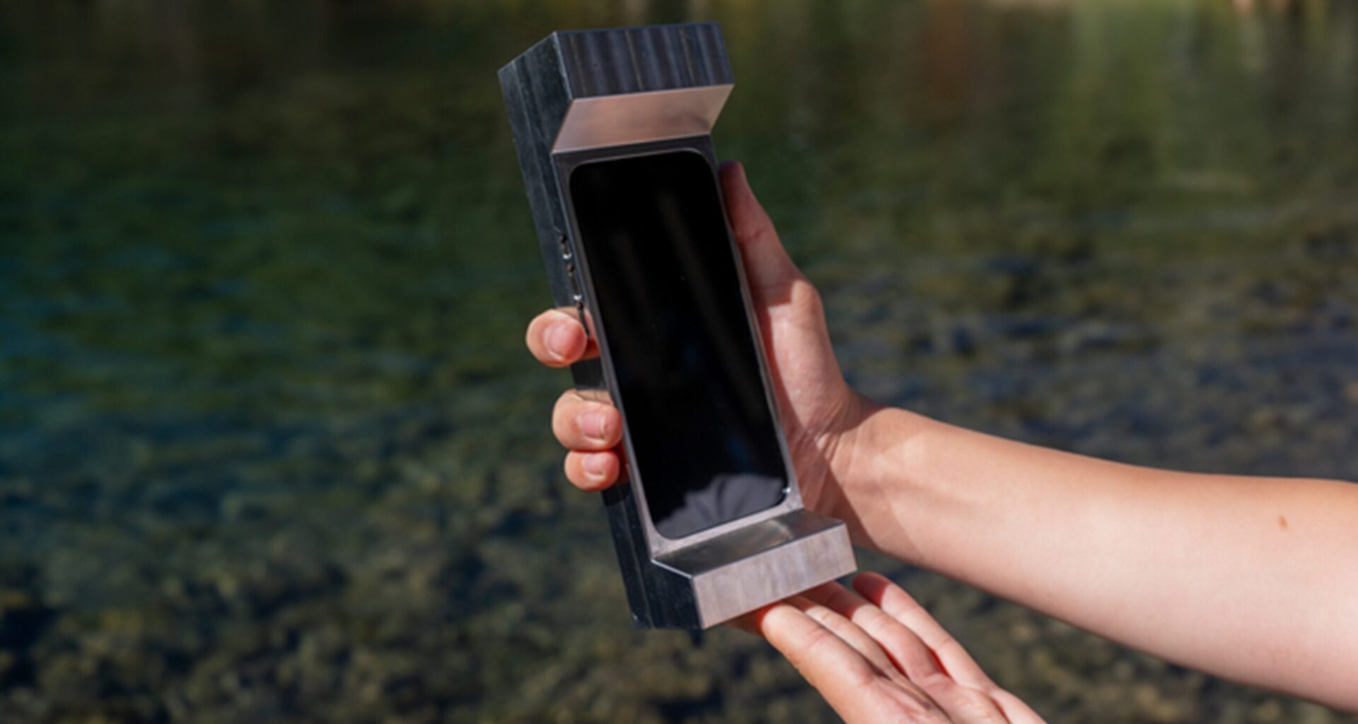 6 Pound Phone Case Kickstarter