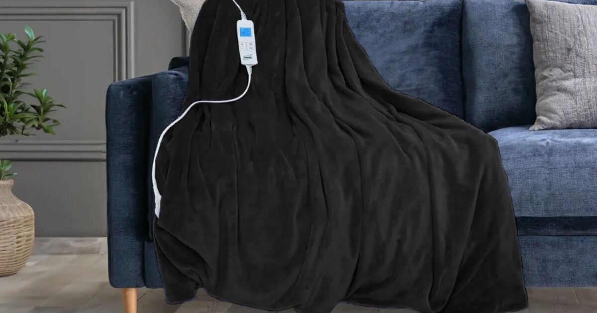 Debenhams slashes price of 'gorgeous' electric blanket