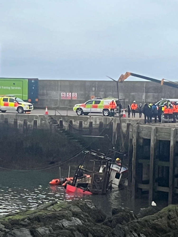 Councillor raises concerns at Clogherhead Harbour following sinking of fishing trawler