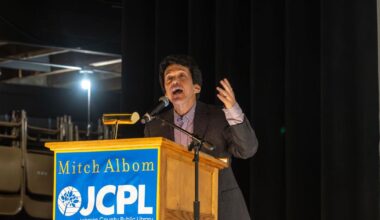Author Mitch Albom promotes latest book at Artcraft Theatre | Features