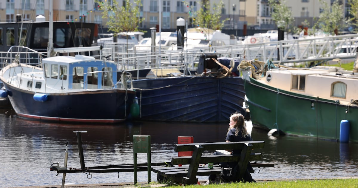 Carrick-on-Shannon in Co Leitrim named Tidy Towns winner for 2025 – The Irish Times