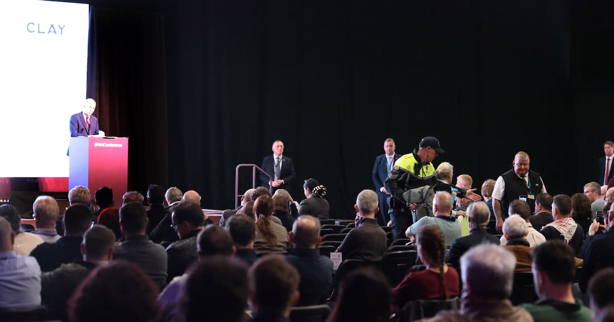 Taoiseach confronted by pro-Palestinian protesters at architects’ conference – The Irish Times