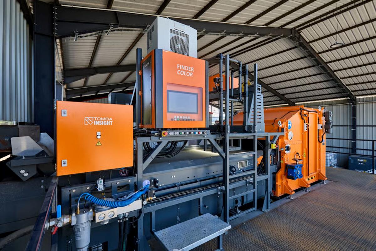 Manufacturer rolls out incredible tech to pull valuable materials from common waste: 'Pushes the boundaries'