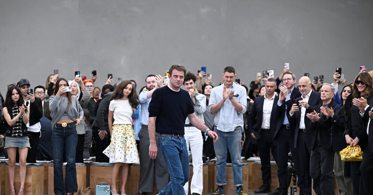 Dior’s Jonathan Anderson presents first womenswear collection at Paris fashion week – The Irish Times