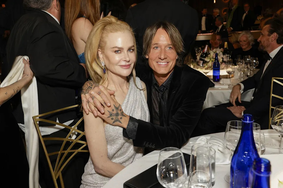 cbs's coverage of the 82nd annual golden globe awards show and backstage