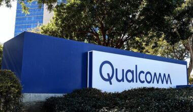 Is Qualcomm the New AI Chip Growth Stock to Buy?