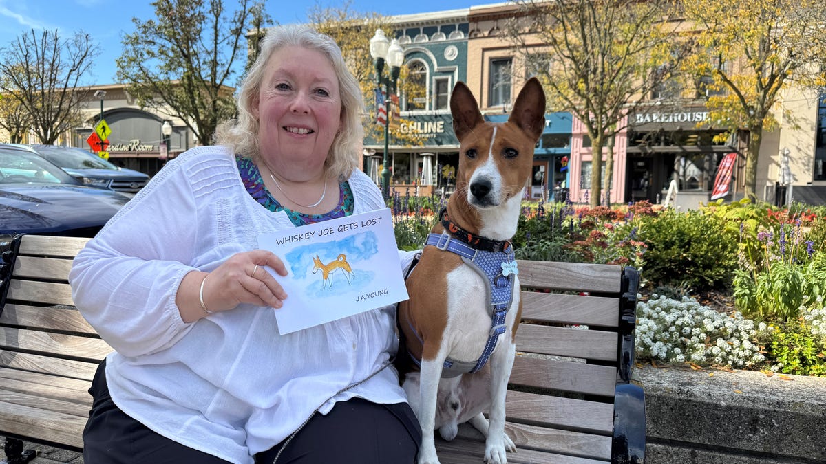 Downtown Plymouth inspires children's book featuring lost dog