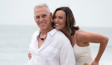 How to watch new episodes of 'The Golden Bachelor' Season 2