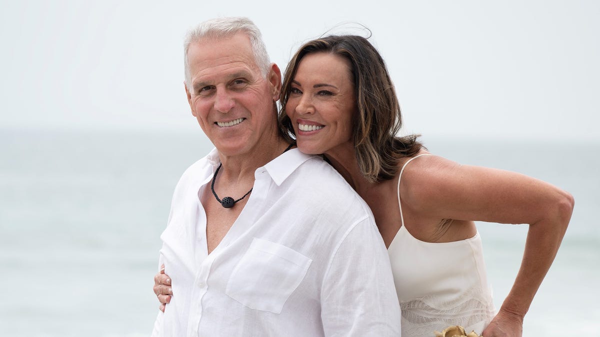 How to watch new episodes of 'The Golden Bachelor' Season 2