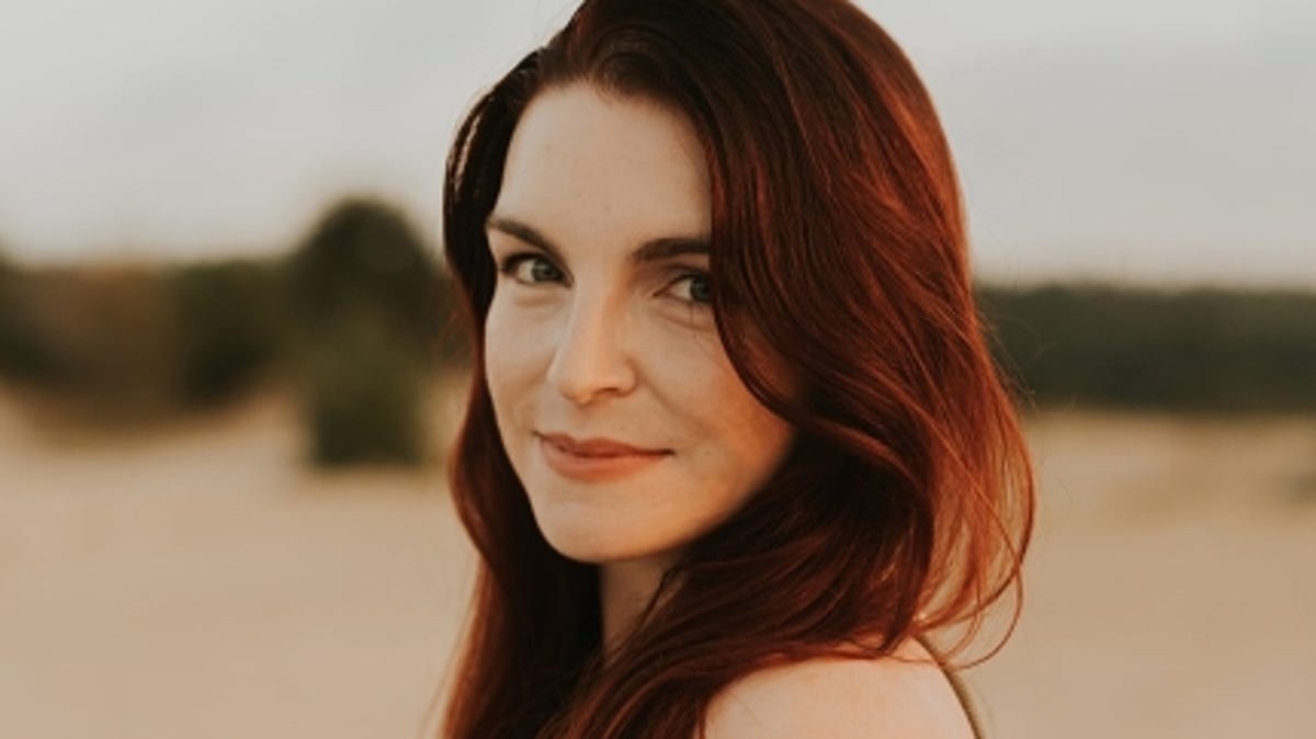 Carissa Broadbent 'The Lion & the Deathless Dark' cover (exclusive)