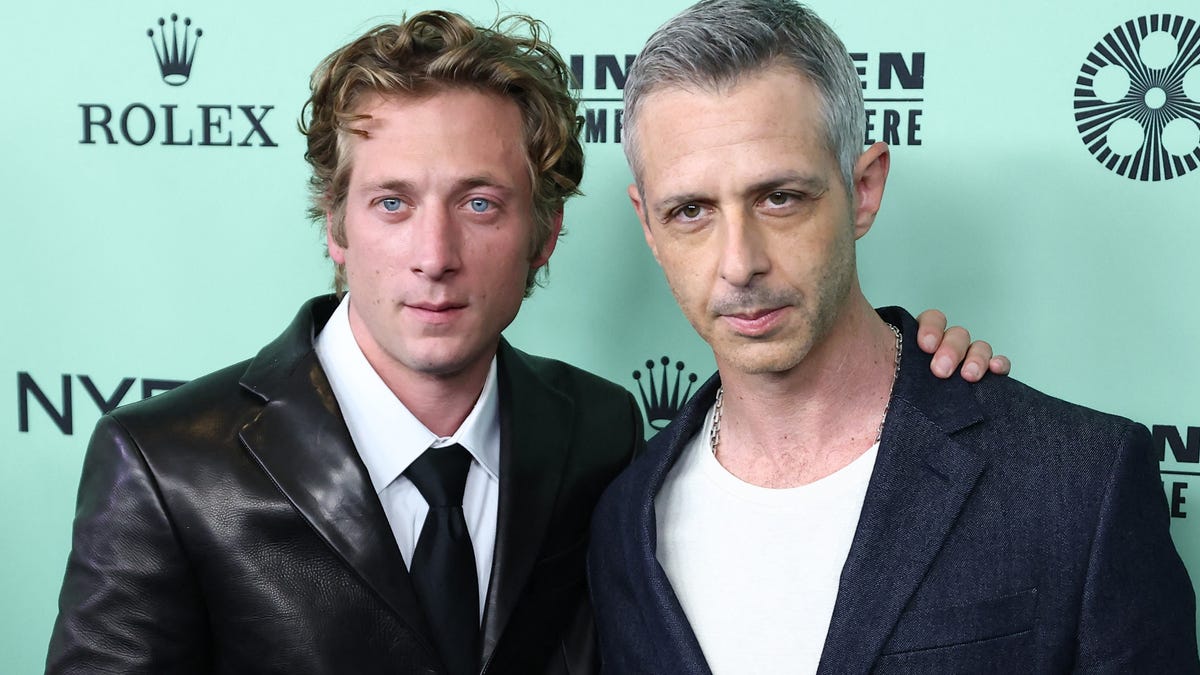 Jeremy Allen White related to Springsteen's 'fear of losing myself'