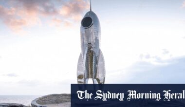 Sculpture by the Sea founder faced cliff edge crisis just days before opening