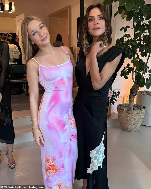The fashion designer previously admitted that she never cooks and said daughter Harper, 14, jokes that she can 'burn water'