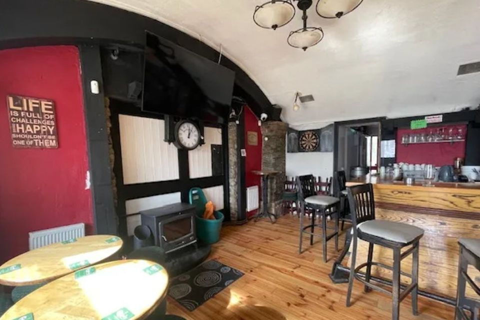 Mahon's Bar Ballymoe