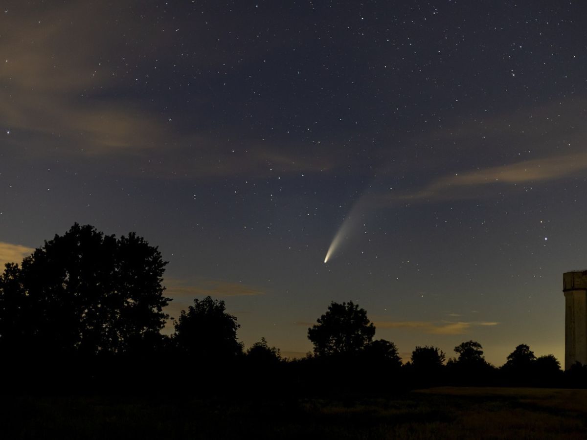 A near-Earth asteroid passed close to our planet on October 1, 2025