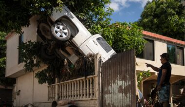 Death toll from devastating Mexico flooding rises | Floods News