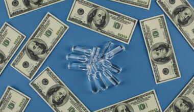 Launch prices for new drugs 'significantly' exceed inflation, analysis says