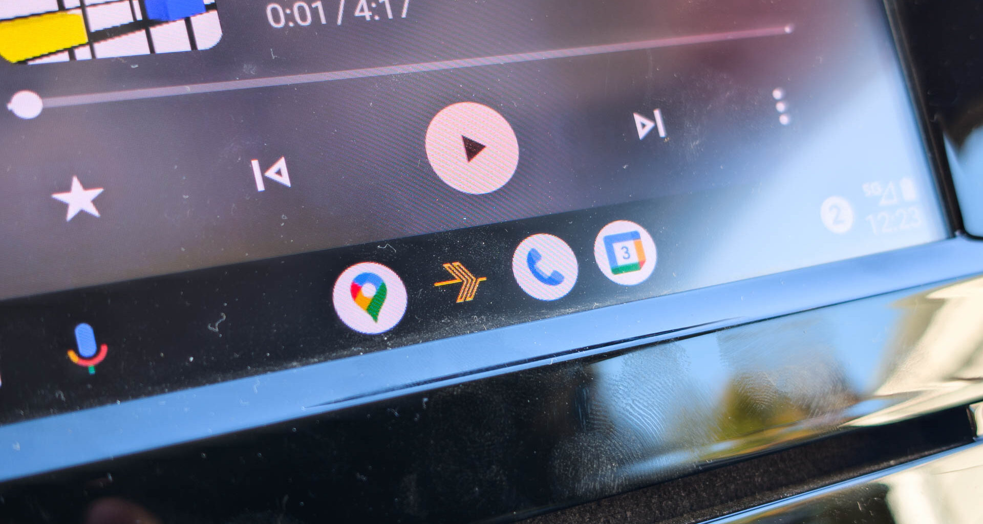 Android Auto Most Used Apps on Taskbar