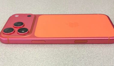 Apple iPhone 17 Pro Cosmic Orange changing colors into pink 1