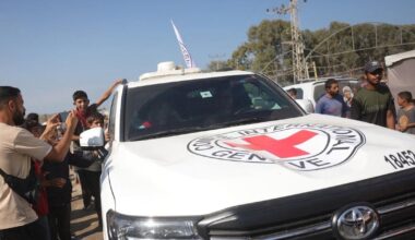 Hamas releases all 20 Israeli hostages ahead of ceasefire deadline – The Irish Times
