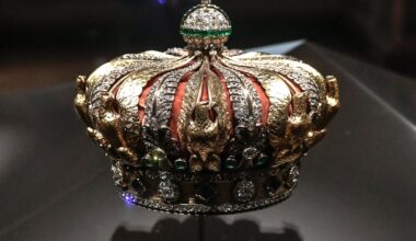 Louvre heist losses put at almost €90m as museum’s head prepares to face MPs – The Irish Times
