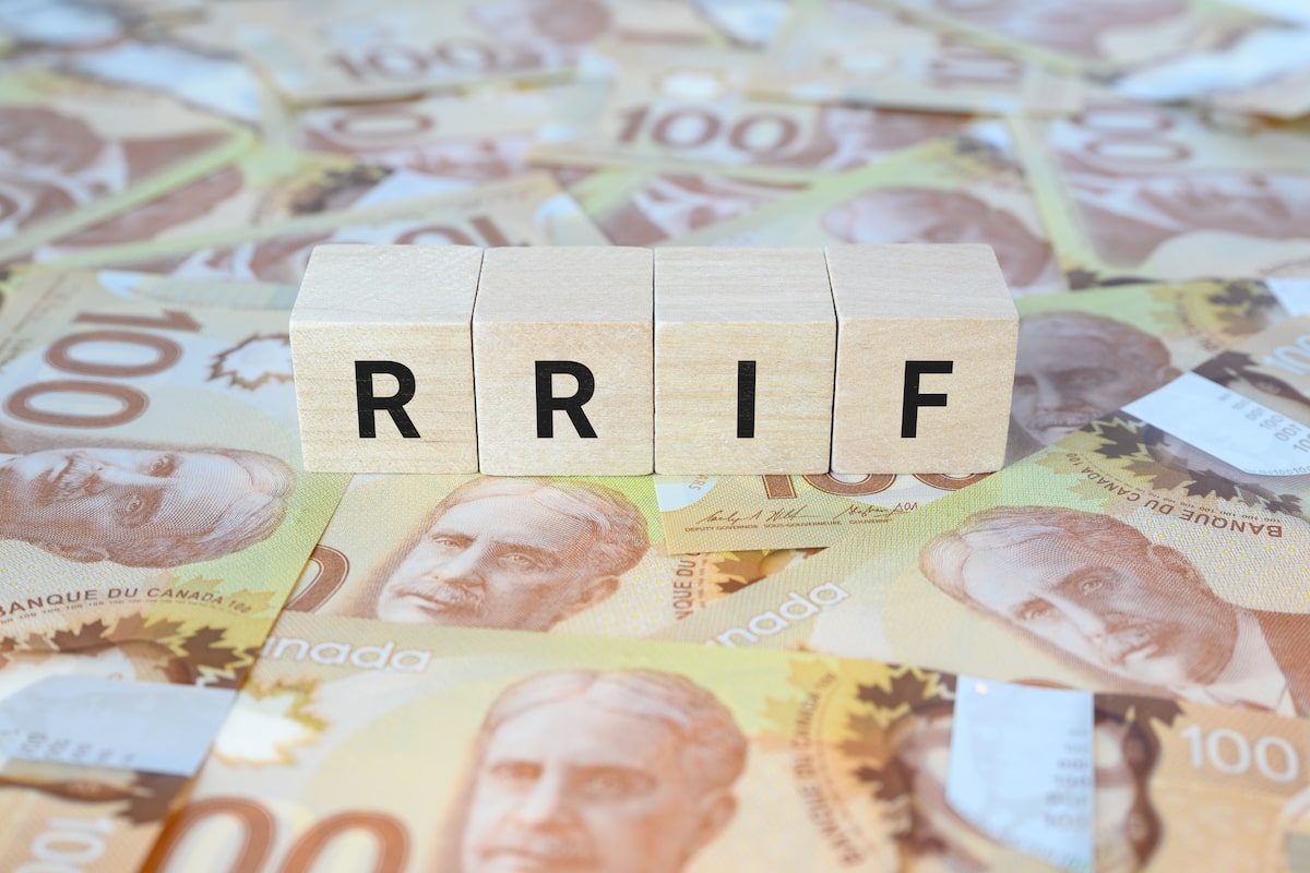 Ottawa’s RRIF rules are forcing seniors to run out of savings