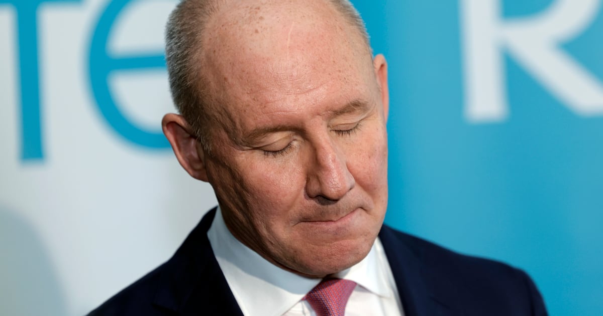 Fianna Fáil’s Jim Gavin repays former tenant €3,300 debt that cost him Áras bid – The Irish Times