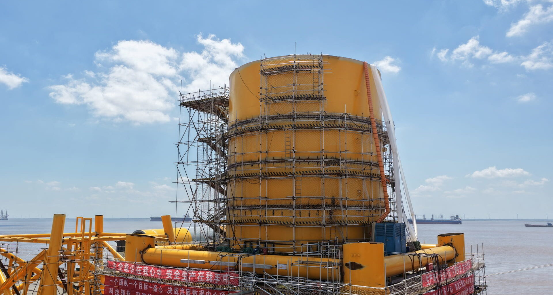 China tests underwater data pods to cut computing energy use