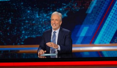 Jon Stewart Dubs Trump the 'Imitation Crab of Kings' on 'Daily Show'