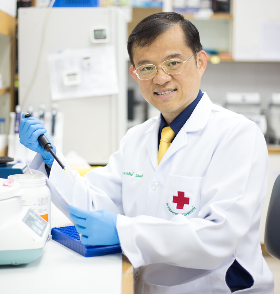 Prof. Dr. Vorasuk Shotelersuk
 Director, Center of Excellence in Medical Genetics and Deputy Dean for Research, Faculty of Medicine, Chulalongkorn University
ศ. นพ.วรศักดิ์ โชติเลอศักดิ์ ผู้อำนวยการศูนย์เชี่ยวชาญเฉพาะทางด้านเวชพันธุศาสตร์ และรองคณบดีฝ่ายวิจัย คณะแพทยศาสตร์ จุฬาลงกรณ์มหาวิทยาลัย