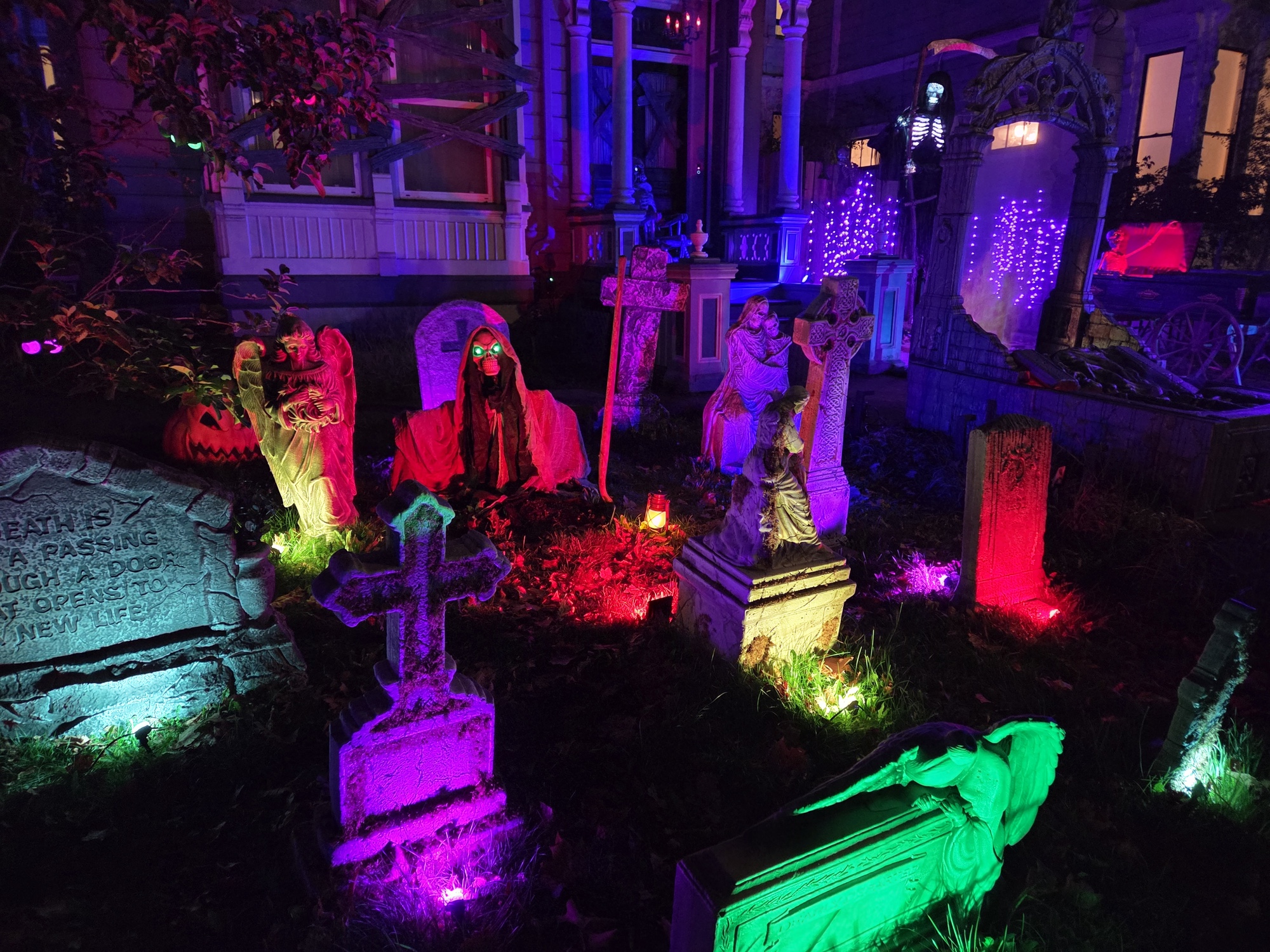 multicolor graves by Galaxy S25 Plus