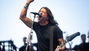 Foo Fighters Tease New Music: 'About To Take Flight'